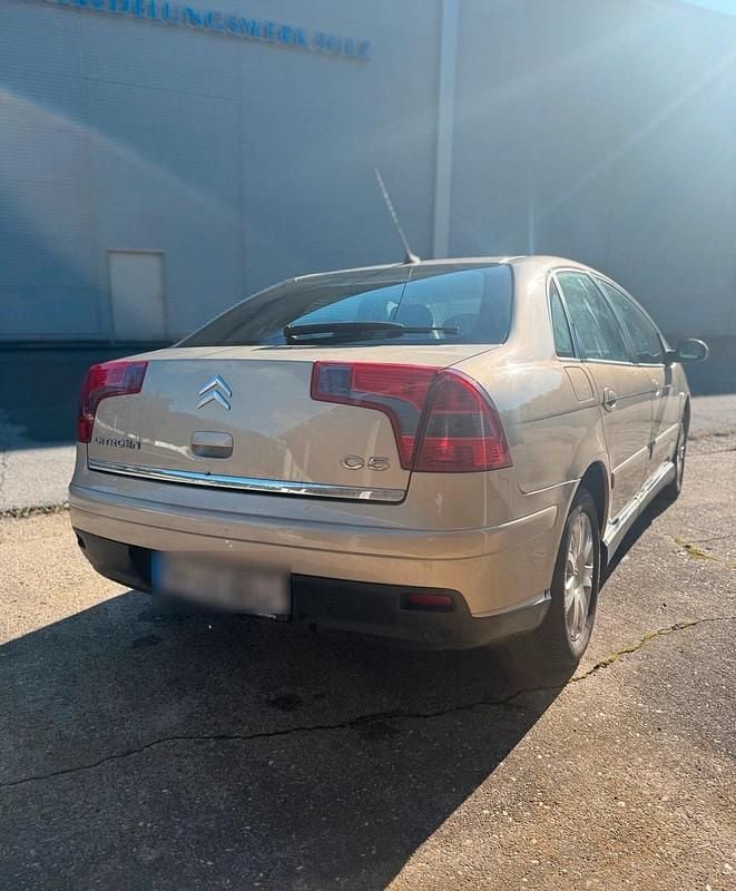 Gold Gebraucht 2006 Citroën C5 Limousine | 2.150 € (Fairer Preis) - Bild 1/4
