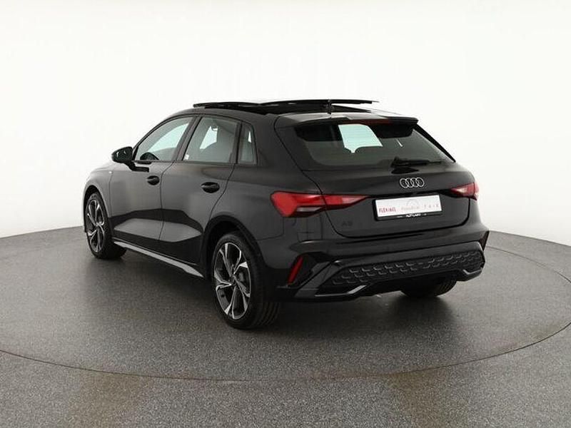 Neu Audi A3 S-Line 150 PS (110 kW) 2025 Schwarz Limousine