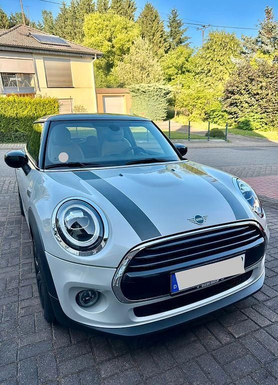 Weiß Gebraucht 2019 Mini Cooper Kleinwagen | 17.500 € (Fairer Preis) - Bild 1/4