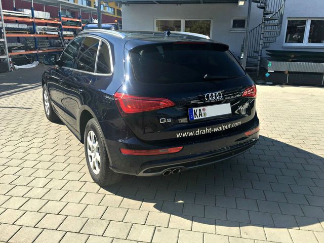 Gebraucht Audi Q5 S-Line 170 PS (125 kW) 2010 Blau metallic SUV