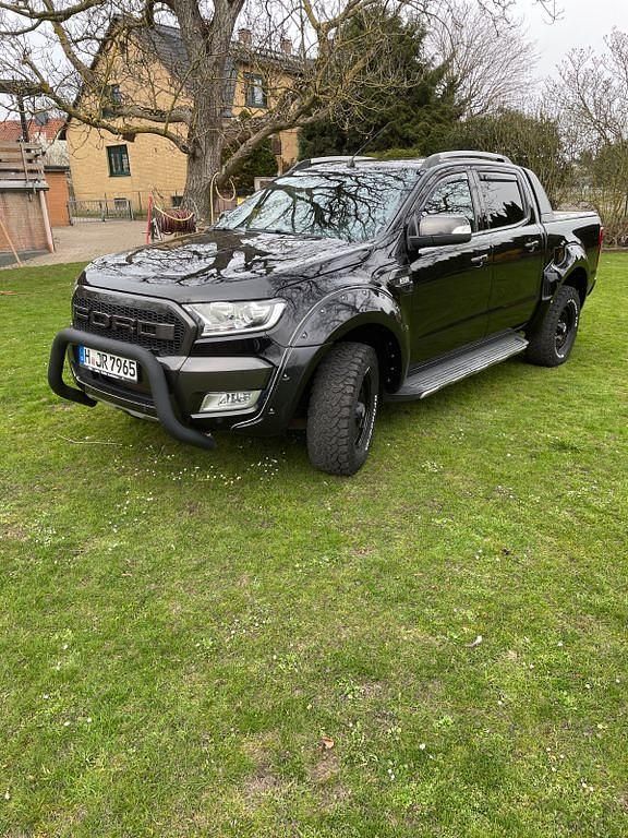 Używany Ford Ranger Wildtrack 200 KM (147 kW) 2017 Czarny Pickup