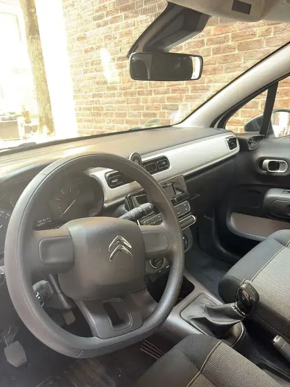 Gebraucht Citroën C3 Live 68 PS (50 kW) 2018 Weiß Kleinwagen