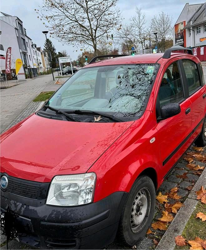 Rot Gebraucht 2005 Fiat Panda Limousine | 800 € - Bild 1/4
