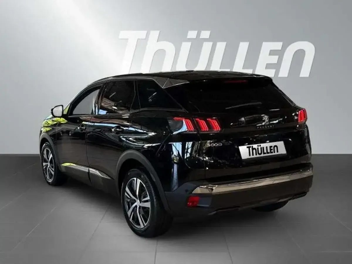 Gebraucht Peugeot 3008 Allure 136 PS (100 kW) 2024 Schwarz SUV
