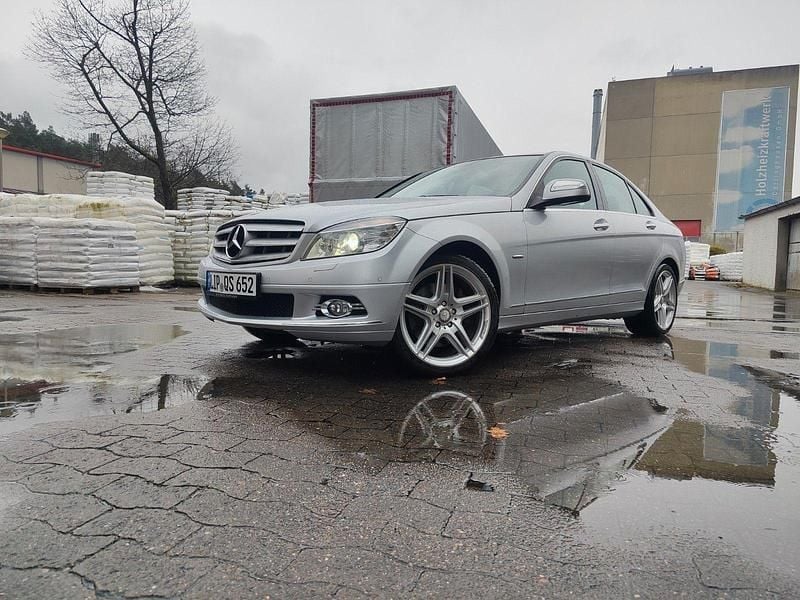Gebraucht Mercedes C350 Avantgarde 303 PS (222 kW) 2006 Grau Limousine