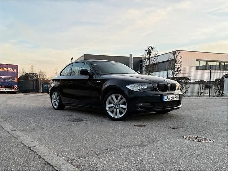 Gebraucht BMW 118 Coupé 143 PS (105 kW) 2010 Schwarz Coupé