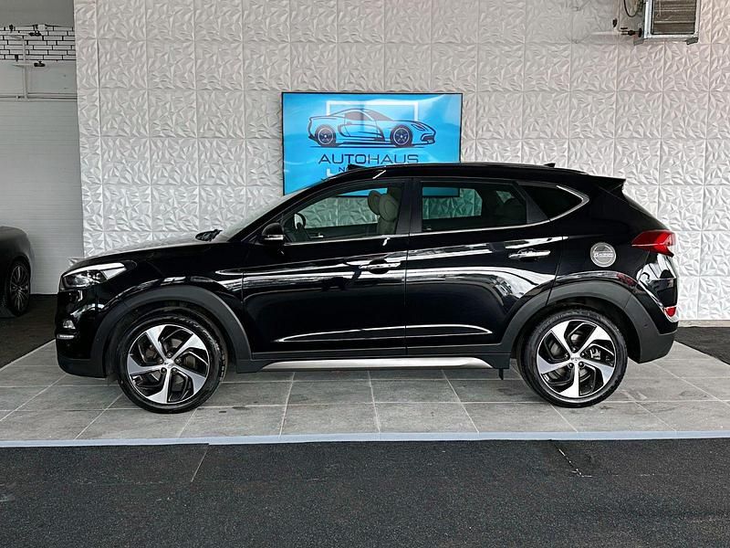 Gebraucht Hyundai Tucson Premium 177 PS (130 kW) 2015 Schwarz SUV