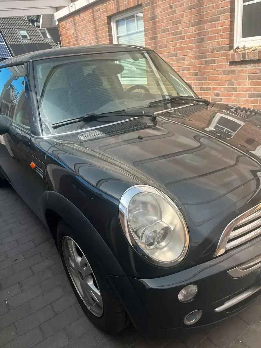 Usata Mini ONE 90 CV (66 kW) 2005 Nero Utilitaria