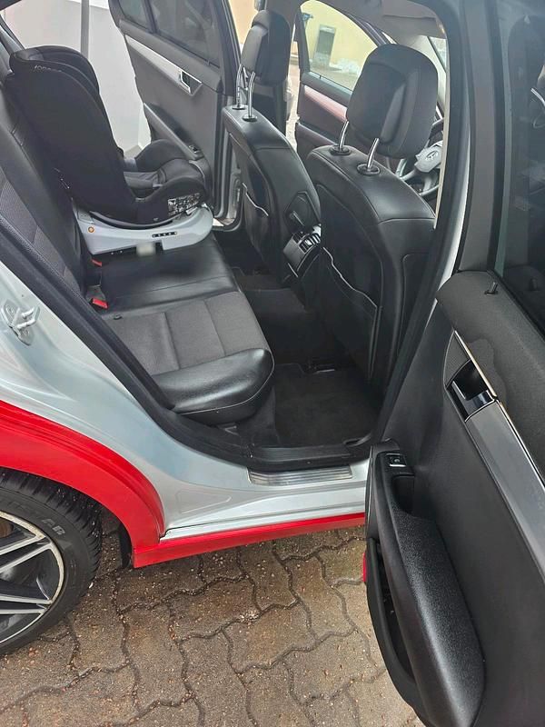 Gebraucht Mercedes C220 170 PS (125 kW) 2010 Grau Limousine