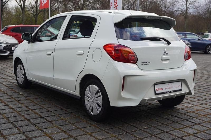 Gebraucht Mitsubishi Space Star Select 80 PS (58 kW) 2024 Weiß Kleinwagen