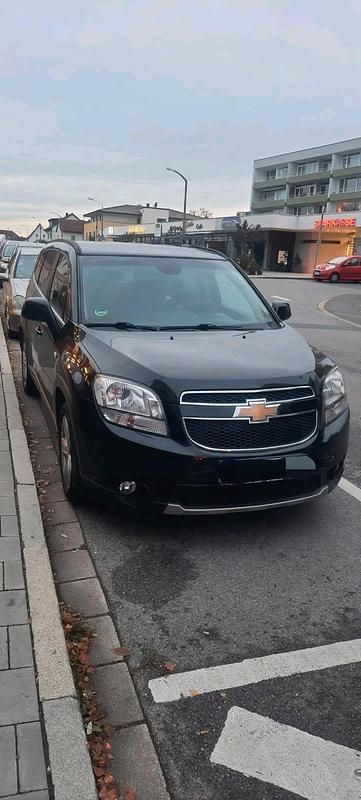 Schwarz Gebraucht 2012 Chevrolet Orlando Van / Kleinbus | 5.700 € - Bild 1/4
