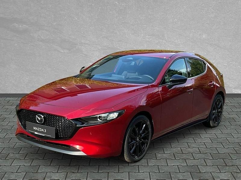 Soul red crystal metallic Neu 2025 Mazda 3 Homura-Line | 27.490 € (Superpreis) - Bild 1/4
