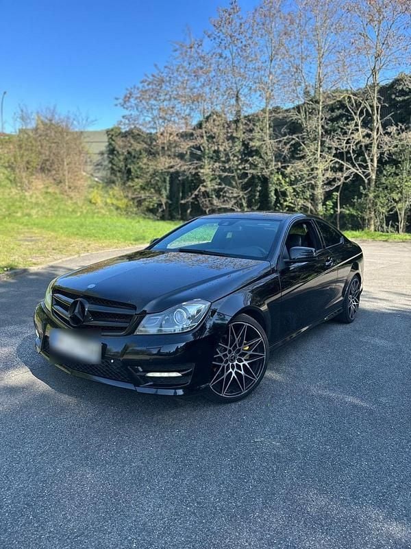 Second-hand Mercedes 220 177 CP (130 kW) 2013 Coupe