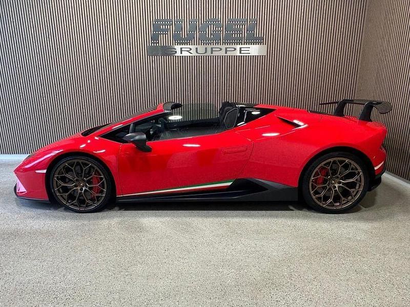 Gebraucht Lamborghini Huracán 639 PS (469 kW) 2018 Rosso mars Cabrio