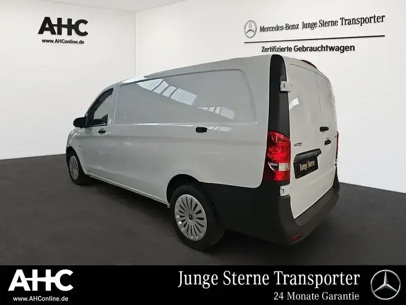 Gebraucht Mercedes Vito 163 PS (119 kW) 2024 Weiß Van