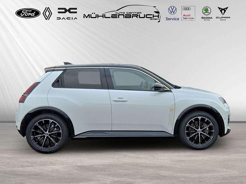 Nowe Renault 5 E-Tech Iconic 110 kW (150 KM) 2026 Biały Hatchback