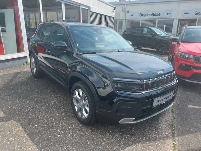 Solid black clear coat Neu 2024 Jeep Avenger Altitude SUV | 26.990 € (Etwas zu teuer) - Bild 1/4