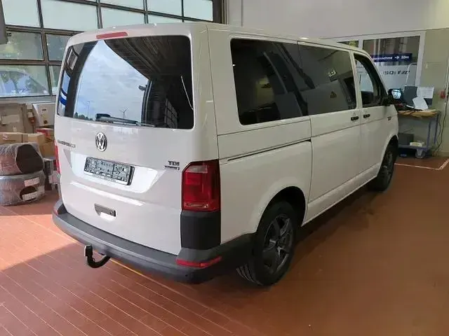 Używany VW Transporter 102 KM (75 kW) 2017 Biały Van