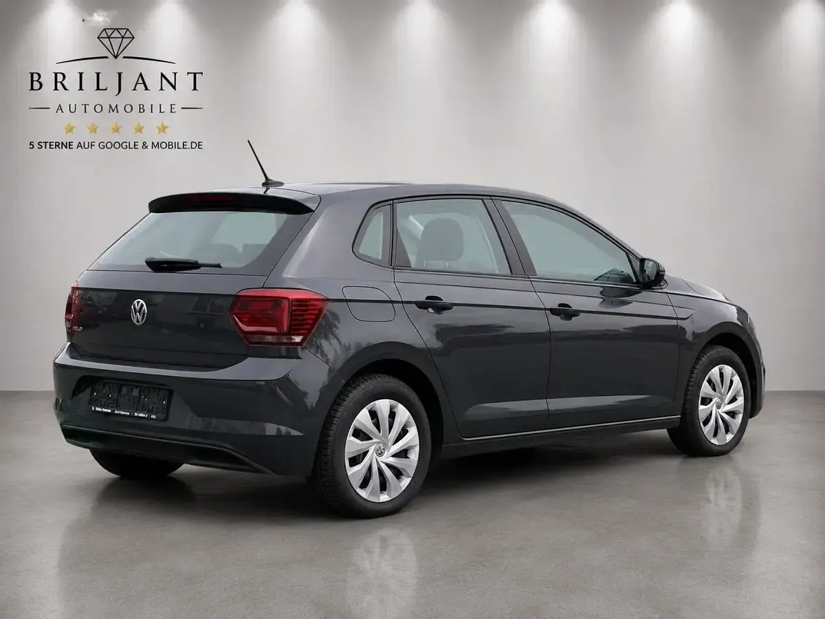 Używany VW Polo Trendline 65 KM (47 kW) 2018 Szary Hatchback