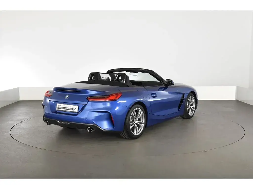 Gebraucht BMW Z4 Shadowline 197 PS (144 kW) 2025 Blau Cabrio
