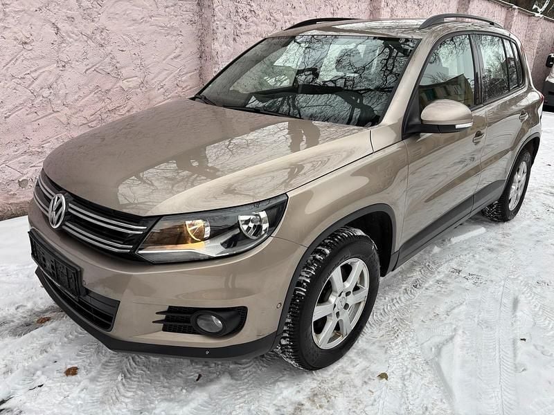 Gelb Gebraucht 2013 VW Tiguan SUV | 5.950 € (Fairer Preis) - Bild 1/4