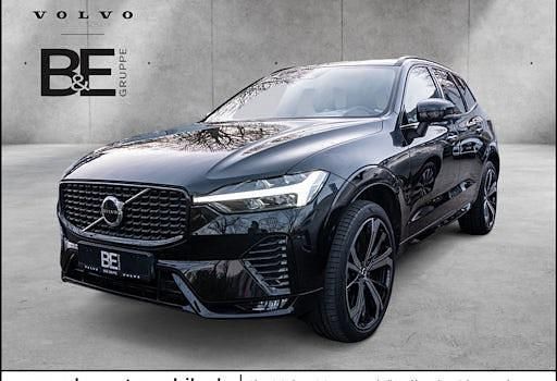 Gebraucht Volvo XC60 Ultimate 197 PS (144 kW) 2023 Schwarz / onyx schwarz (metallic) SUV