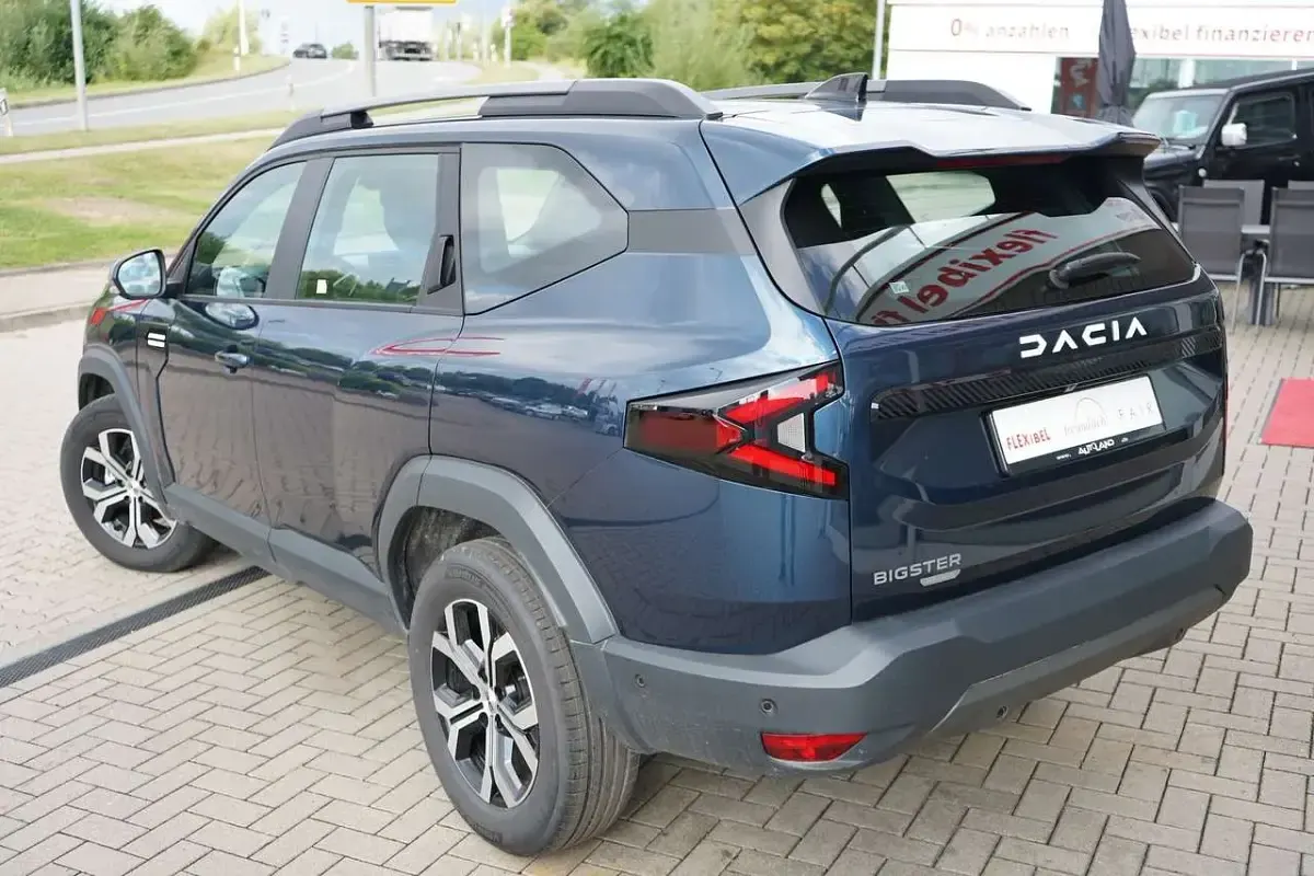 Neu Dacia Bigster Expression 155 PS (114 kW) 2026 Indigoblaumet. SUV