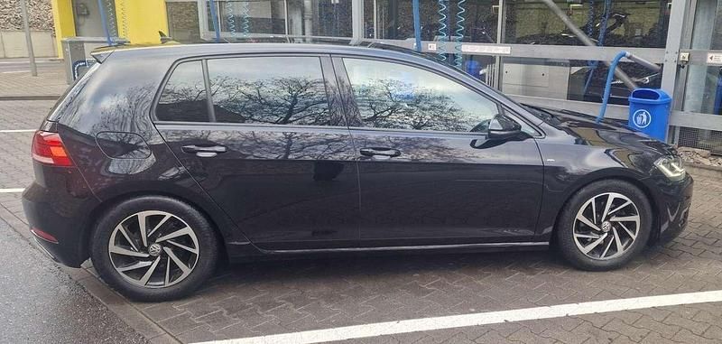 Gebraucht VW Golf VII Join 116 PS (85 kW) 2019 Schwarz Kombi