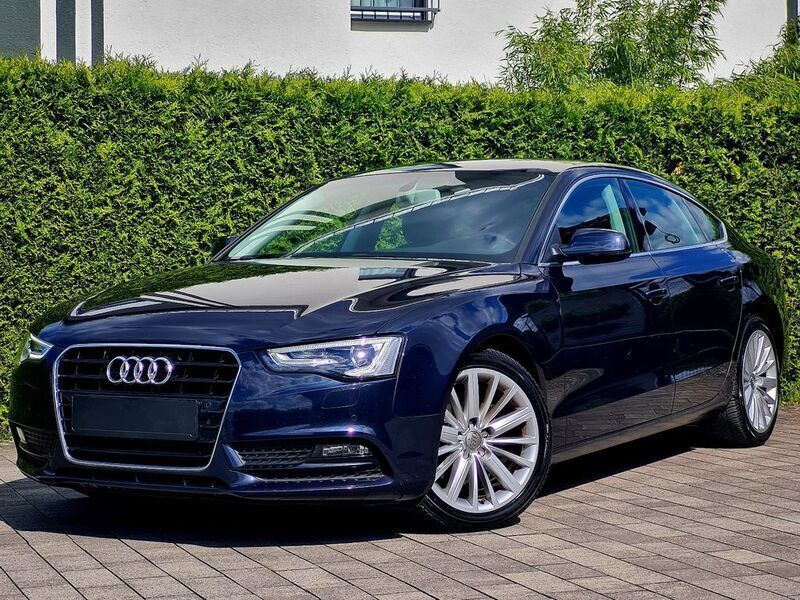 Blau Gebraucht 2016 Audi A5 Sportback Comfort Limousine | 16.799 € (Fairer Preis) - Bild 1/4
