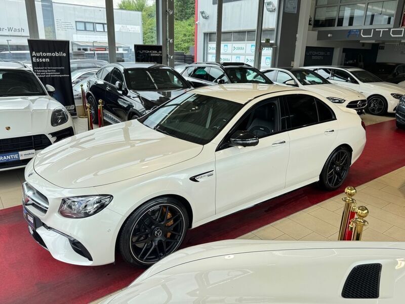 Gebraucht Mercedes E63S AMG AMG 612 PS (450 kW) 2018 Weiß Limousine