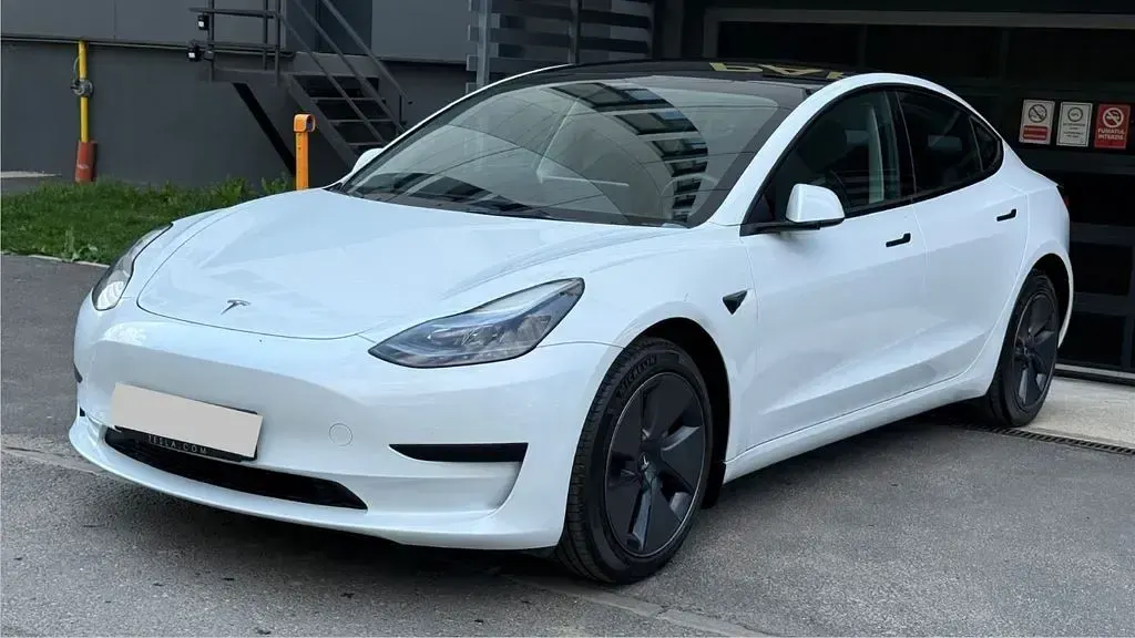 Usado Tesla Model 3 RWD 205 kW (279 HP) 2026 Branco Sedan