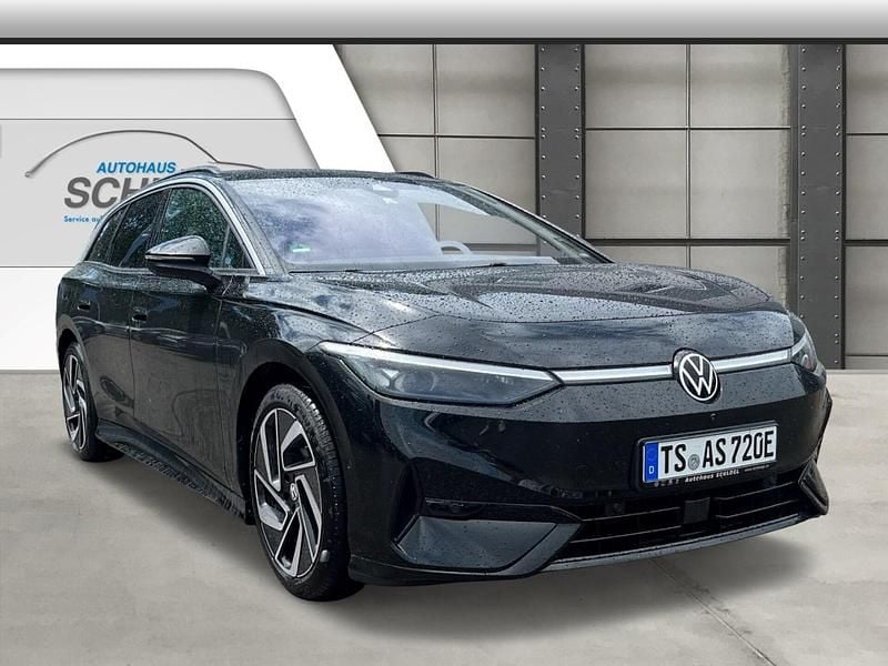 Gebraucht VW ID.7 Pro 210 kW (286 PS) 2024 Grenadillschwarz metallic Kombi