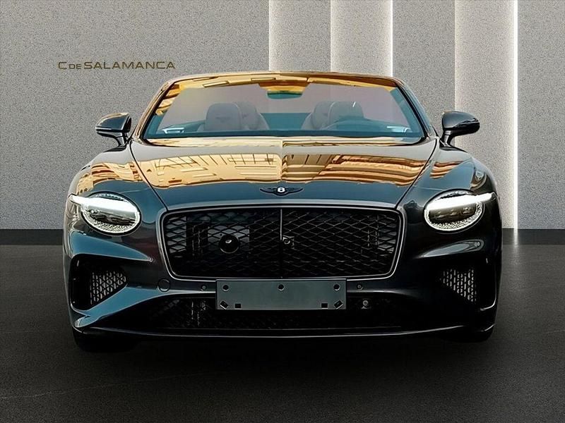 Neu Bentley Continental 689 PS (506 kW) 2026 Grau Cabrio