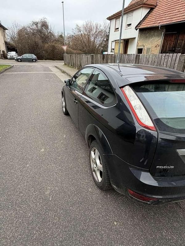 Gebraucht Ford Focus Business Edition 101 PS (74 kW) 2008 Limousine