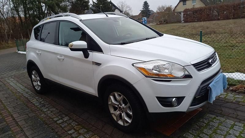 Weiß Gebraucht 2008 Ford Kuga Trend SUV | 4.100 € (Fairer Preis) - Bild 1/4