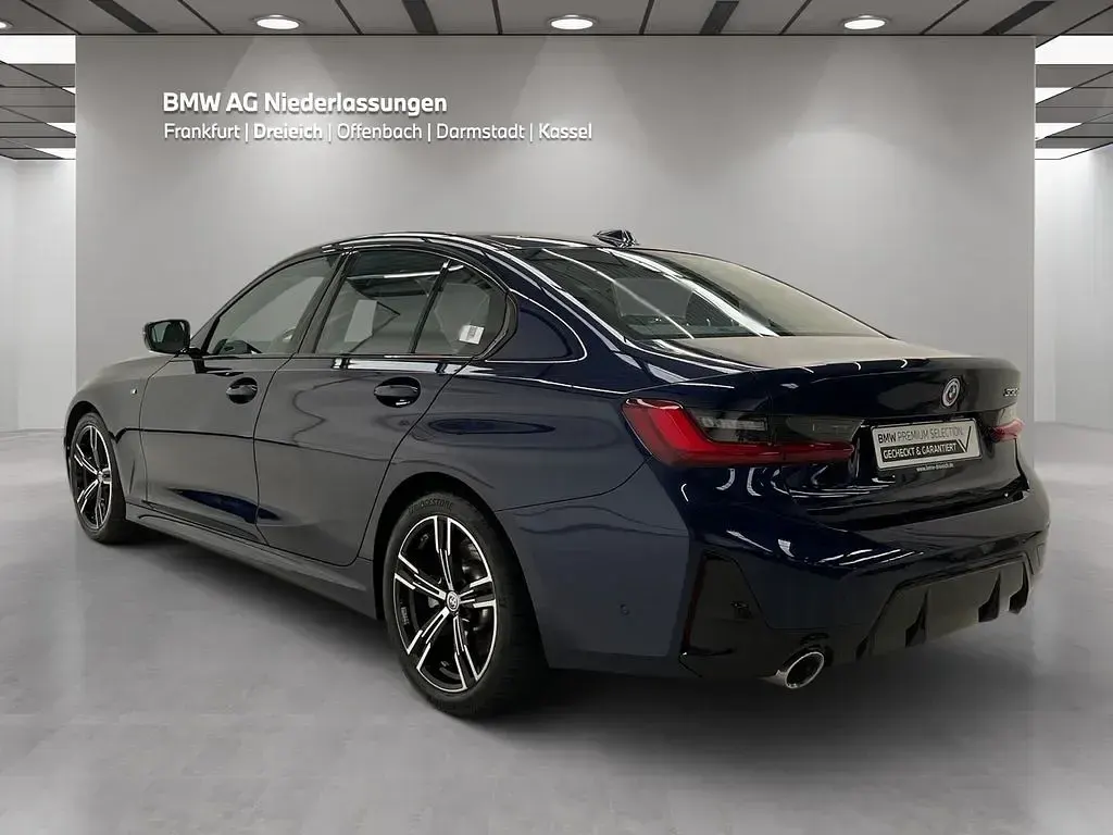 Gebraucht BMW 330 M Sport 286 PS (210 kW) 2023 Blau Limousine
