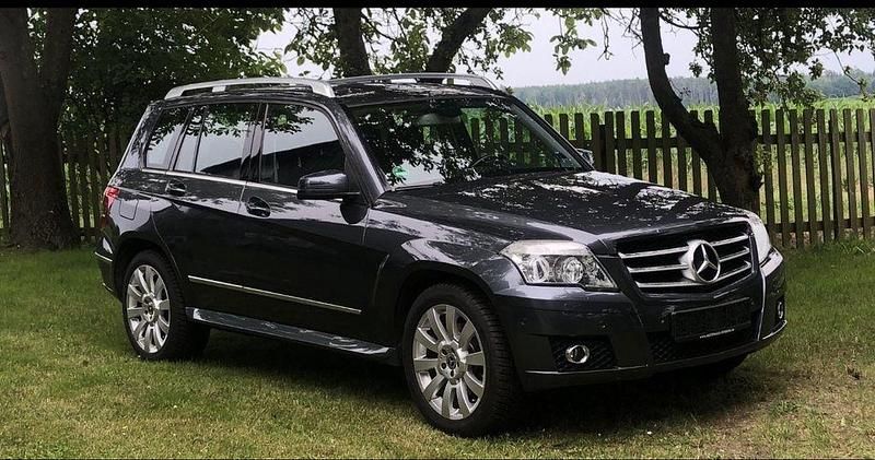 Grau Gebraucht 2008 Mercedes GLK280 SUV | 13.000 € (Etwas zu teuer) - Bild 1/4