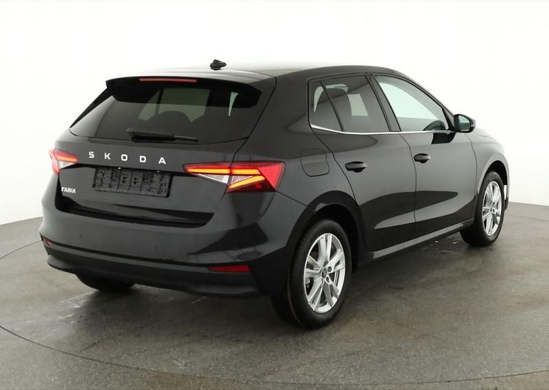 Neu Skoda Fabia Selection 116 PS (85 kW) 2025 Black magic perleffekt Kleinwagen