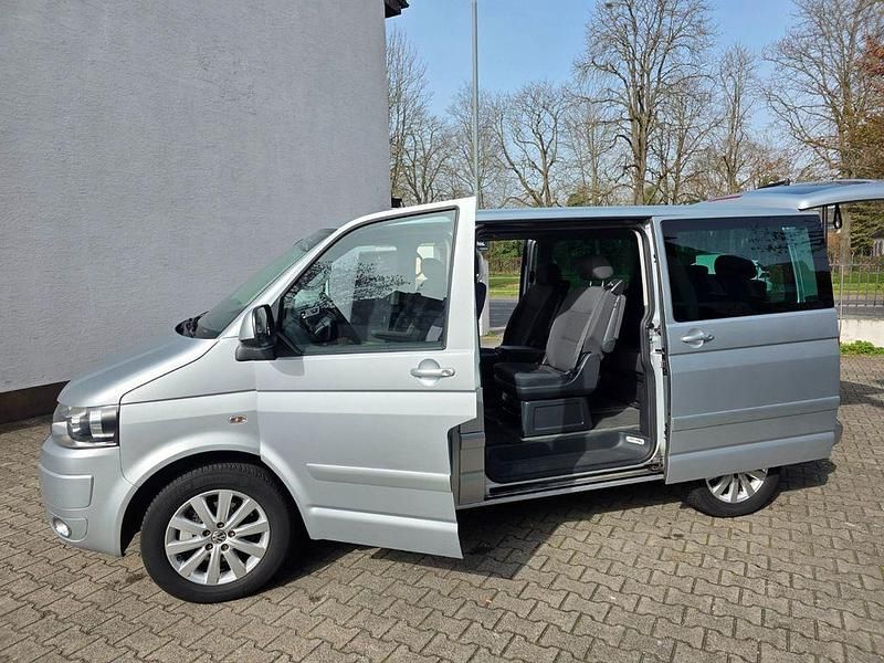 Second-hand VW T5 179 CP (131 kW) 2013 Argintiu Van