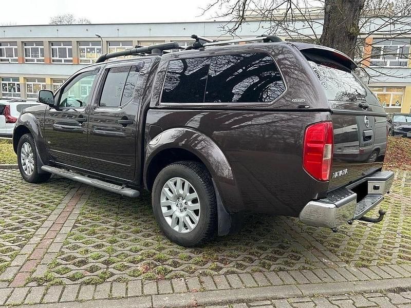 Gebraucht Nissan Navara 231 PS (169 kW) 2013 Braun Pickup