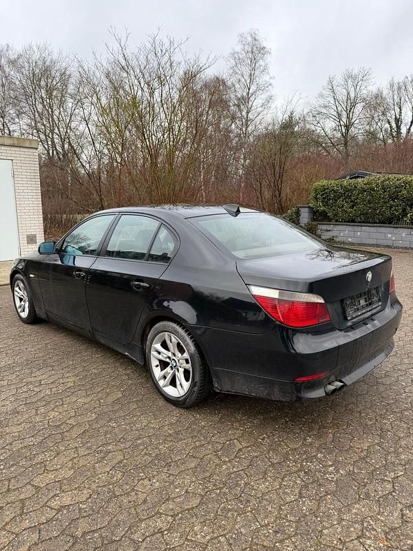 Gebraucht BMW 530 218 PS (160 kW) 2004 Schwarz Limousine