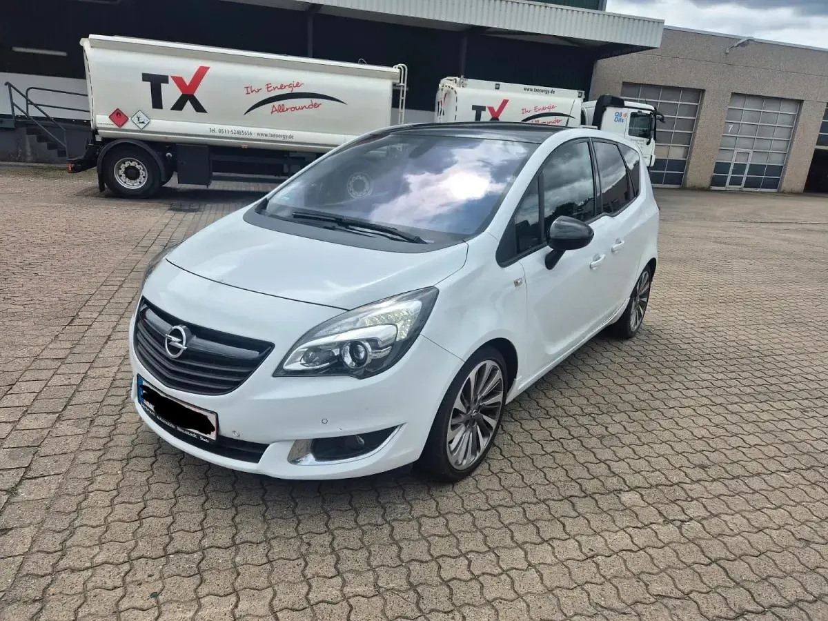 Gebraucht Opel Meriva 135 PS (99 kW) 2015 Weiß Van / Kleinbus