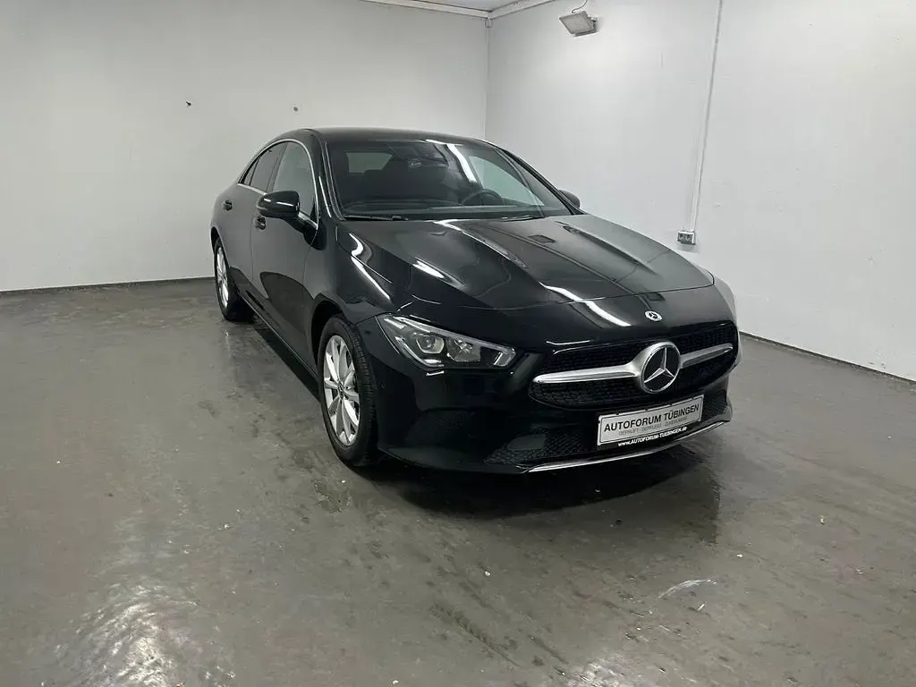 Gebraucht Mercedes CLA220 Progressive 190 PS (139 kW) 2022 Schwarz Coupé