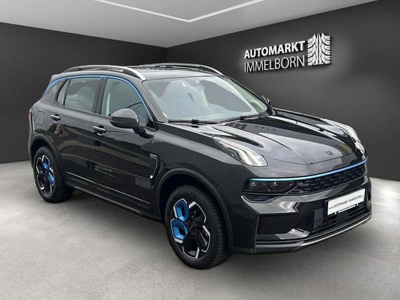 Schwarz Gebraucht 2022 Lynk & Co 01 SUV | 21.990 € (Fairer Preis) - Bild 1/4