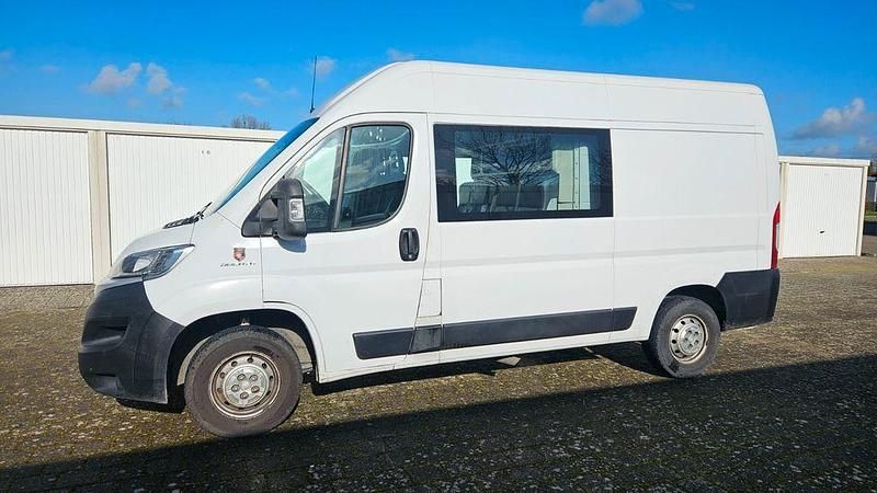 Gebraucht Fiat Ducato 131 PS (96 kW) 2019 Weiß Van