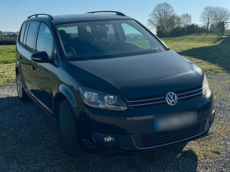 Gebraucht VW Touran 140 PS (102 kW) 2010 Schwarz Van / Kleinbus