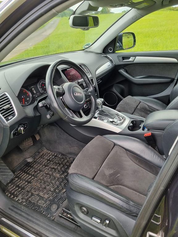 Schwarz Gebraucht 2014 Audi Q5 Ambiente SUV | 18.500 € (Etwas zu teuer) - Bild 1/4