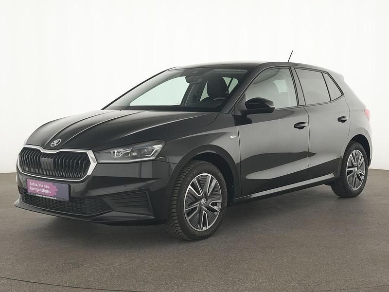 Schwarz magic Gebraucht 2022 Skoda Fabia Tour Limousine | 15.585 € (Guter Preis) - Bild 1/4