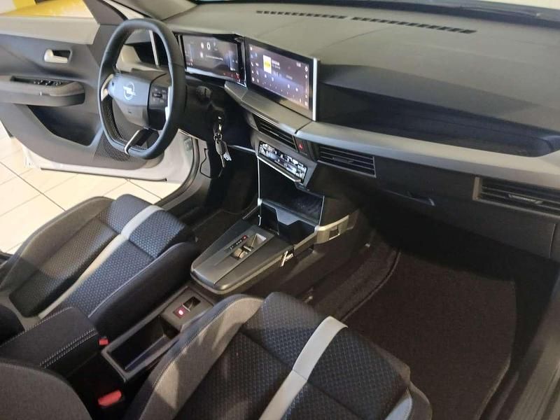 Gebraucht Opel Frontera 145 PS (106 kW) 2025 Weiss SUV