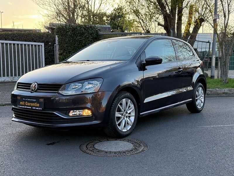 Gebraucht VW Polo Comfortline 60 PS (44 kW) 2016 Kryptongrau metallic Kleinwagen